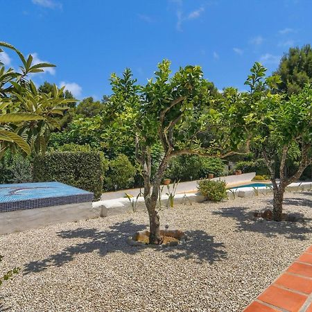 Villa Margarita - A Tranquil Oasis With Large Private Pool Jávea エクステリア 写真