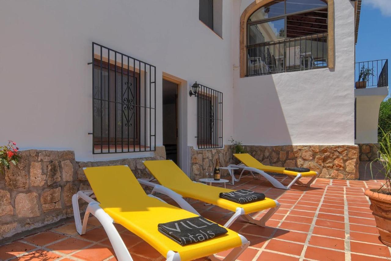 Villa Margarita - A Tranquil Oasis With Large Private Pool Jávea エクステリア 写真