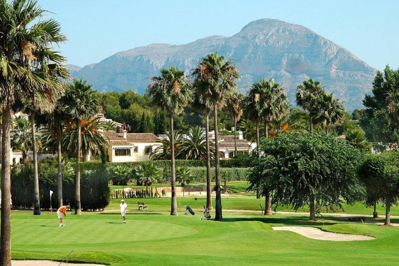 Villa Margarita - A Tranquil Oasis With Large Private Pool Jávea エクステリア 写真